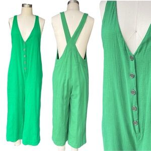 Linen like Free People jumpsuit/overalls